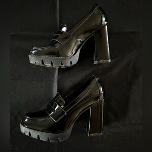 Bamboo Healed Loafers - Size 7